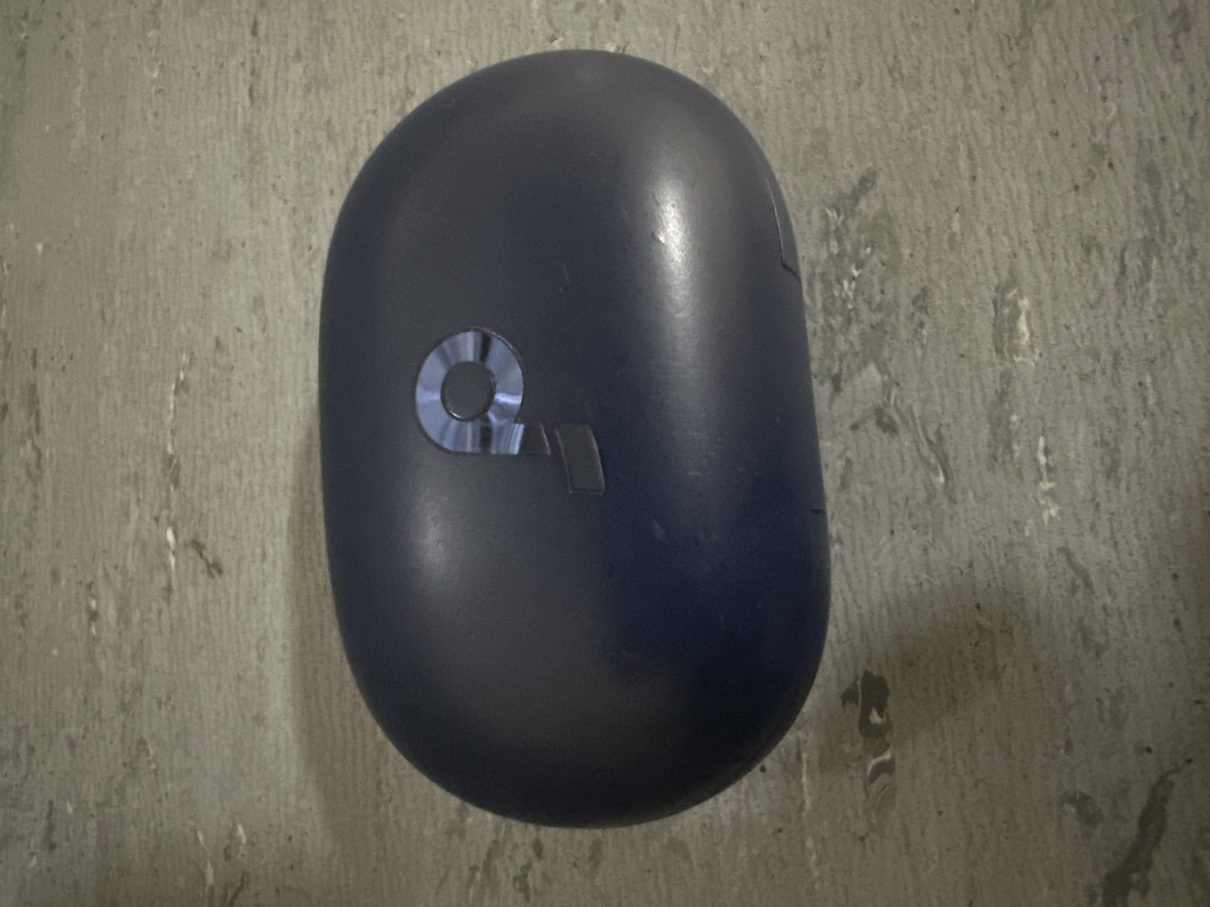 Navy Blue Wireless Earbuds Charging Case with P Logo