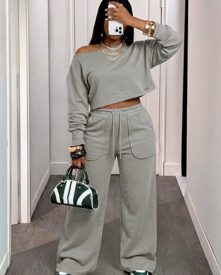 Grey Off-Shoulder Crop Top and Wide-Leg Sweatpants Set 2