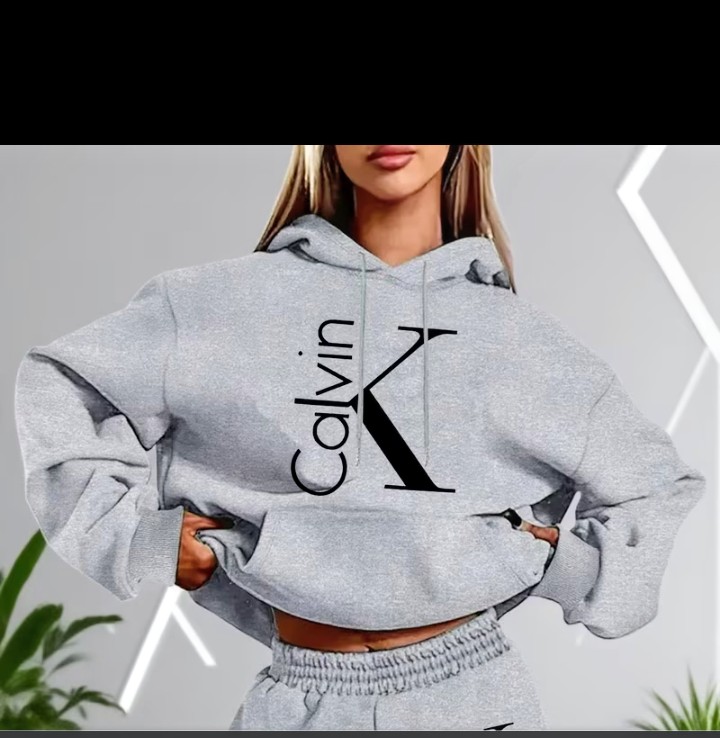 White Cropped Hoodie and Sweatpants Two-Piece Set 2