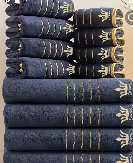 White Towel Set with Gold Crown Embroidery Design (GHS) 2