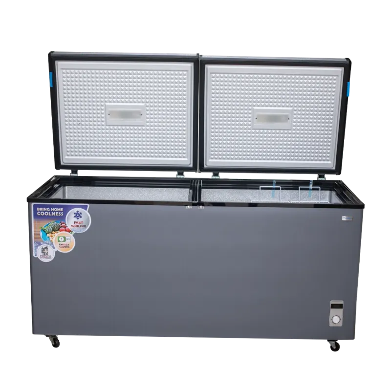 Chest Freezer with Dual Lid and Caster Wheels 4