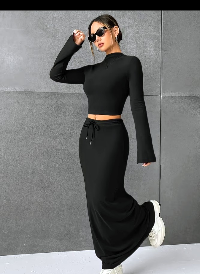 Grey Two-Piece Long Sleeve Crop Top and Maxi Skirt Set 4