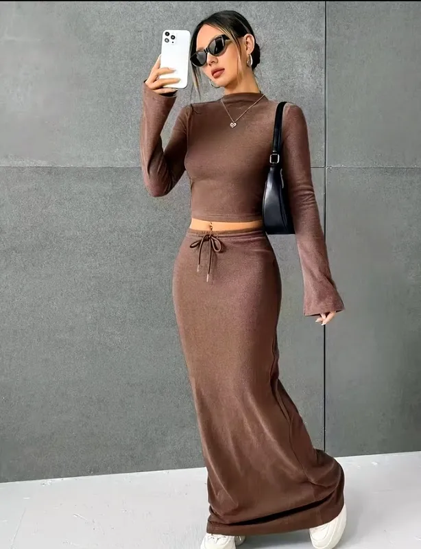 Grey Two-Piece Long Sleeve Crop Top and Maxi Skirt Set 3