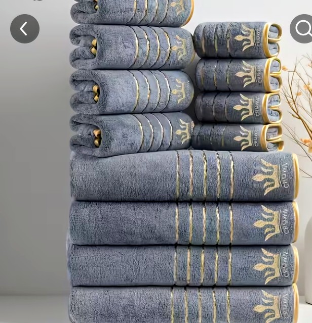 Black and White Towel Set with Gold Crown Embroidery 3