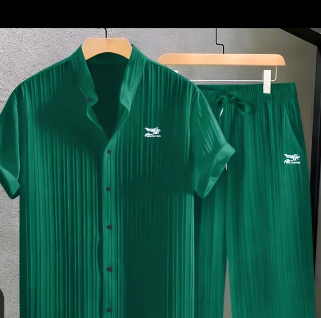 Men's Green Pleated Short Sleeve Shirt and Pants Set 1